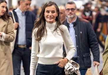 Crema solar para el rey Felipe y copa menstrual: las compras de belleza de la reina Letizia durante su salida privada